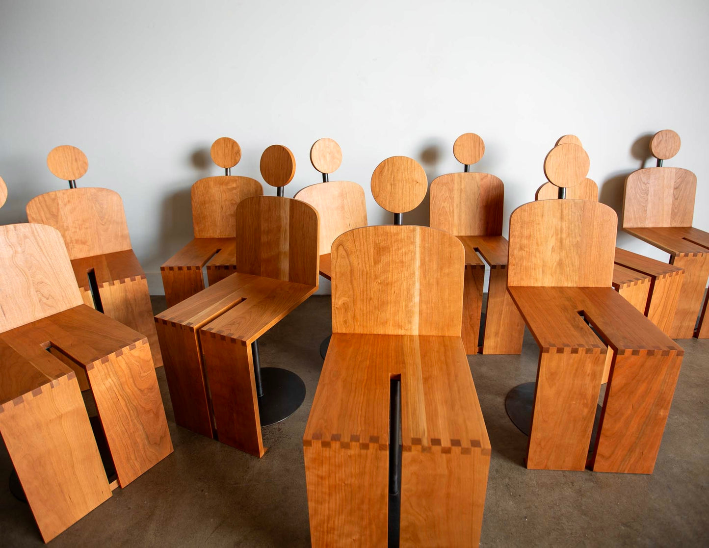 BODY CHAIR