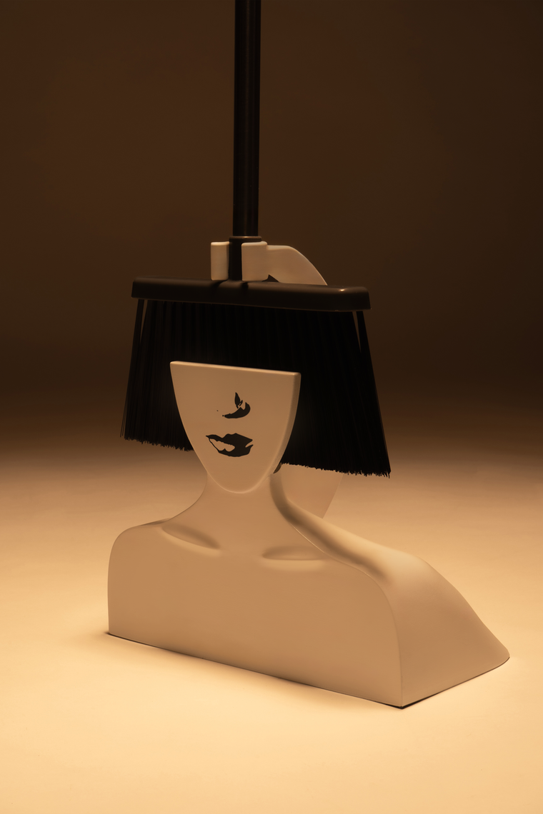 BANGS BROOM